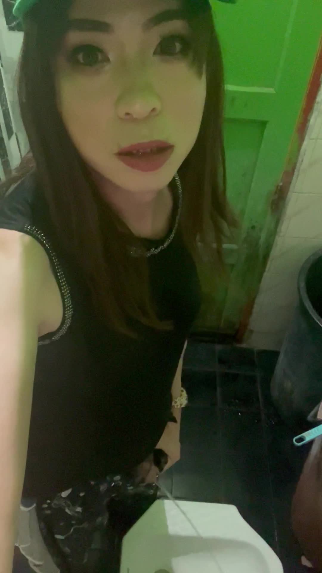 ladyboy15nn